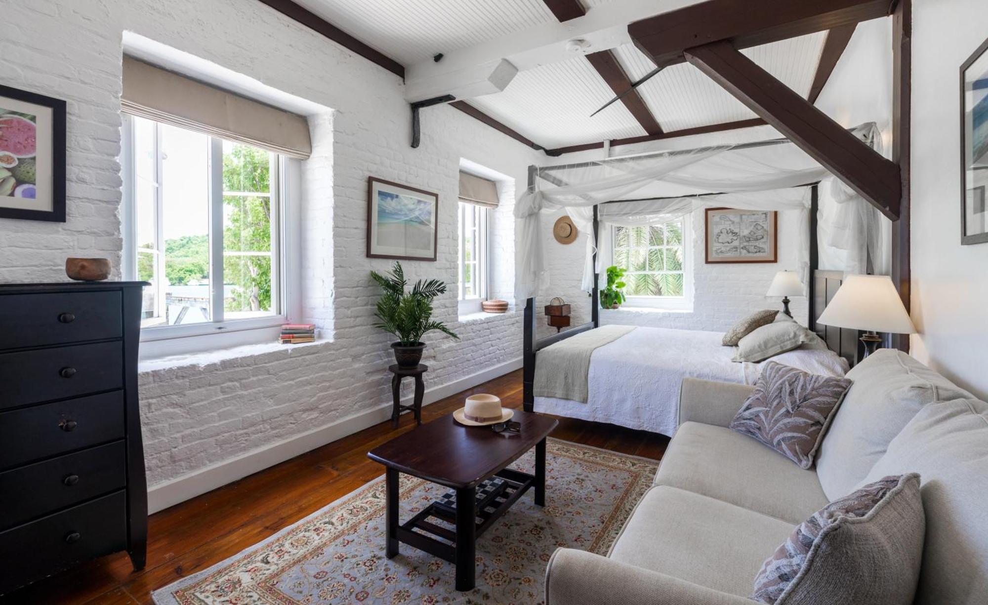 Admiral'S Inn And Gunpowder Suites English Harbour Esterno foto